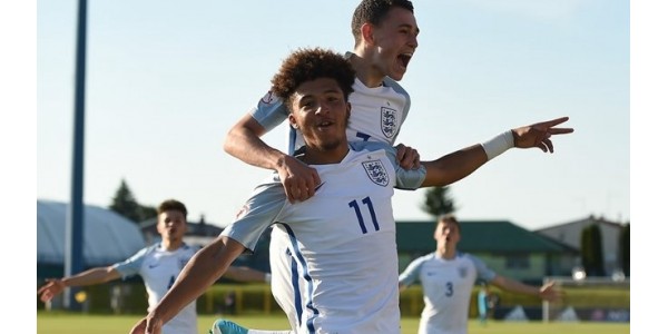 Jugadores con diferentes personalidades determinan diferentes trayectorias profesionales